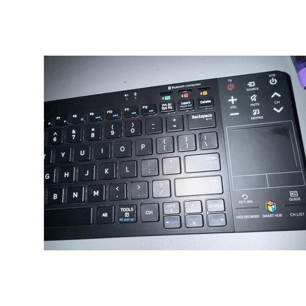 Samsung VG-KBD2000 Smart TV Wireless Bluetooth Keyboard Touchpad Black